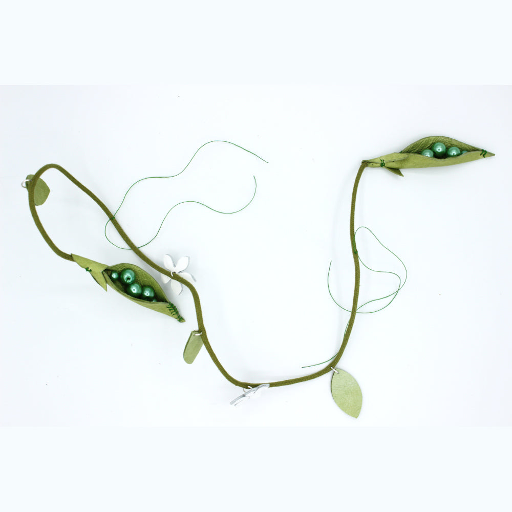 Pois de Tendresse – Bijou Végétal en Cuir