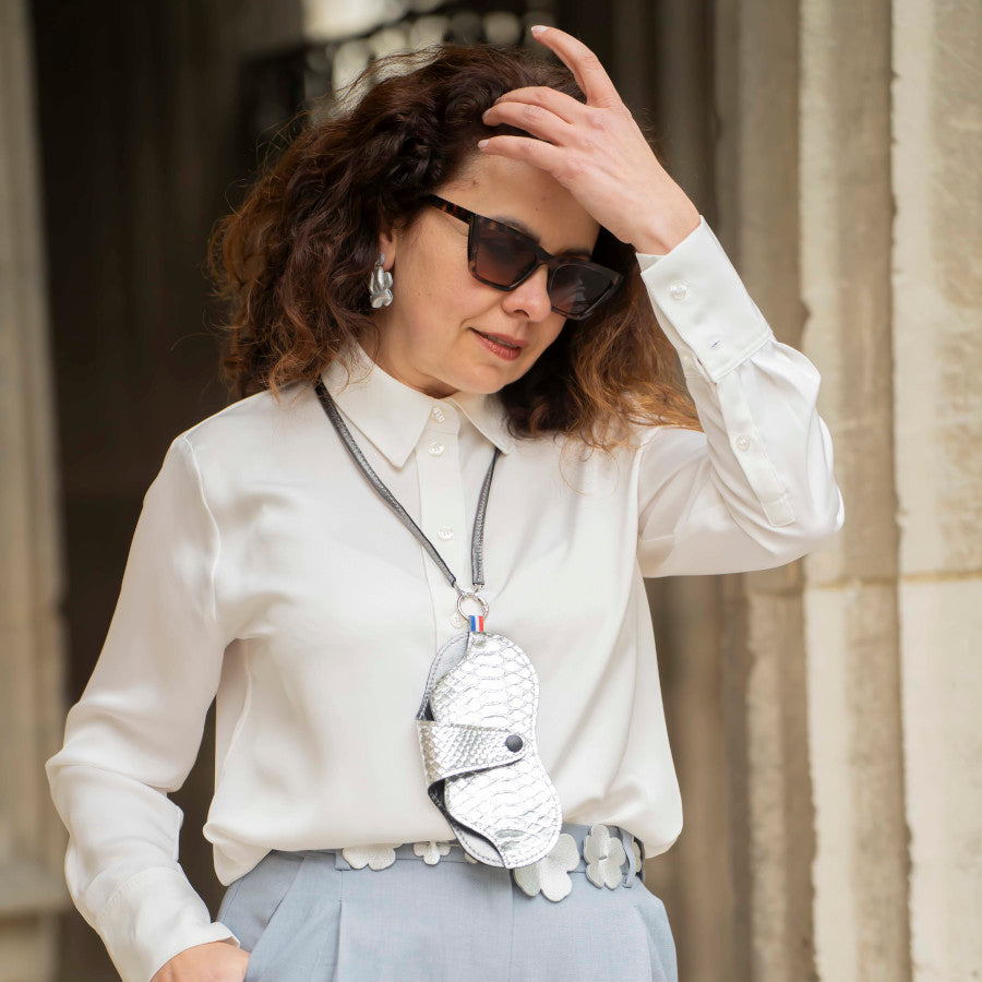 L'étui à lunettes en cuir fabrication artisanale