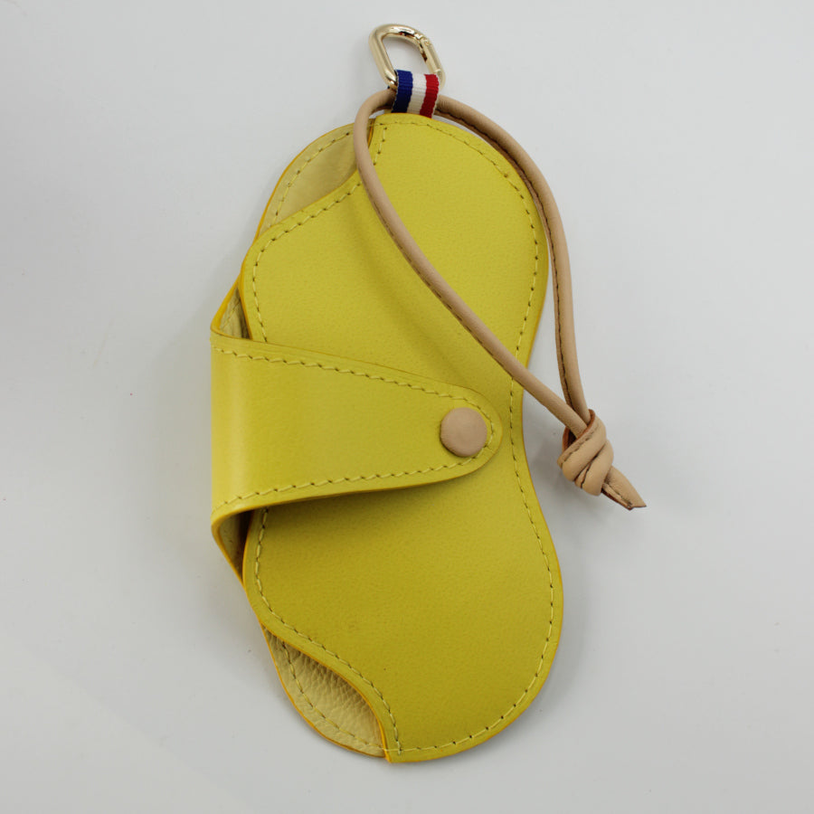 yellowleathersunglassescase